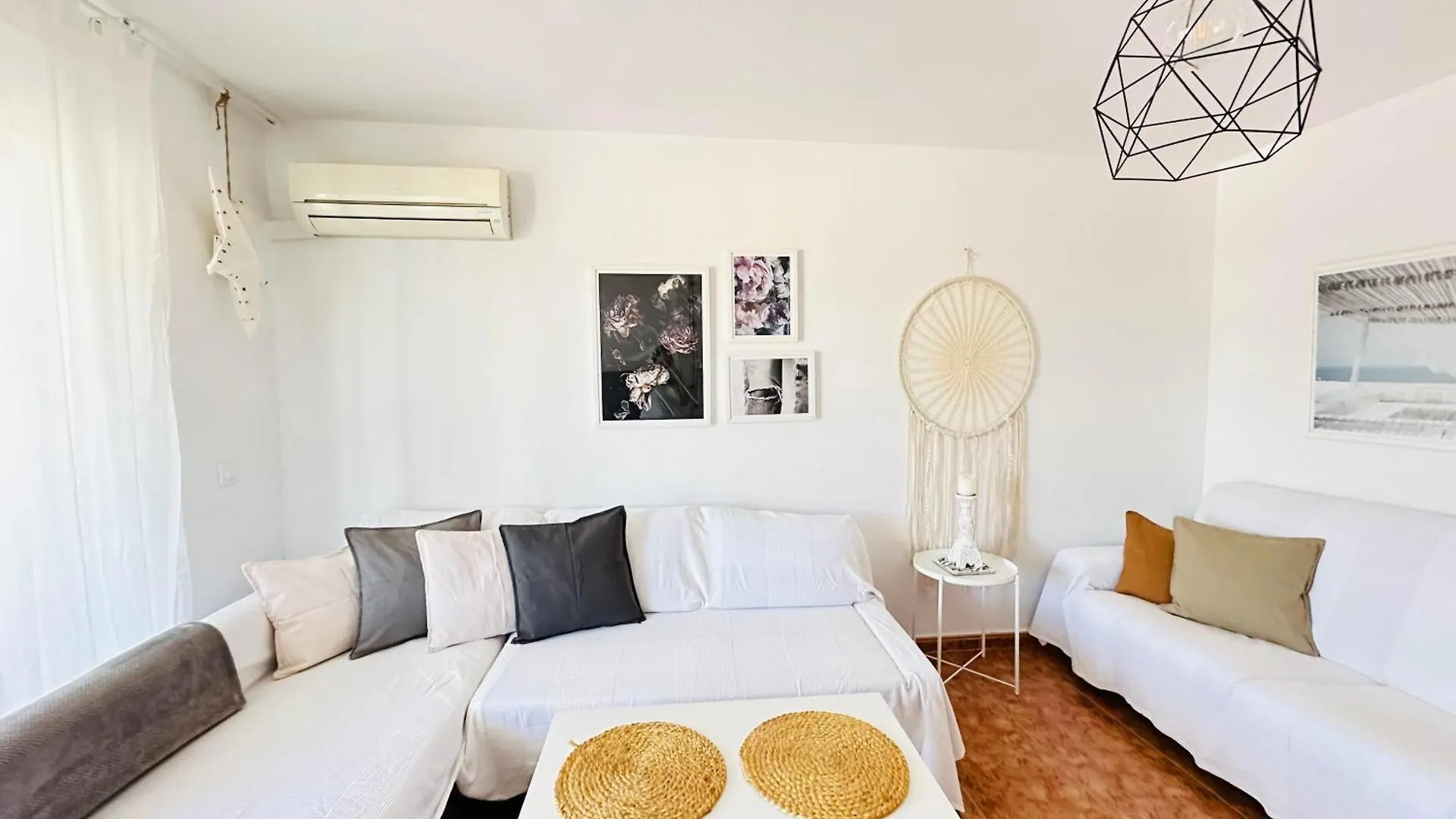 Charming & Cosy Beach Apartment Torremolinos