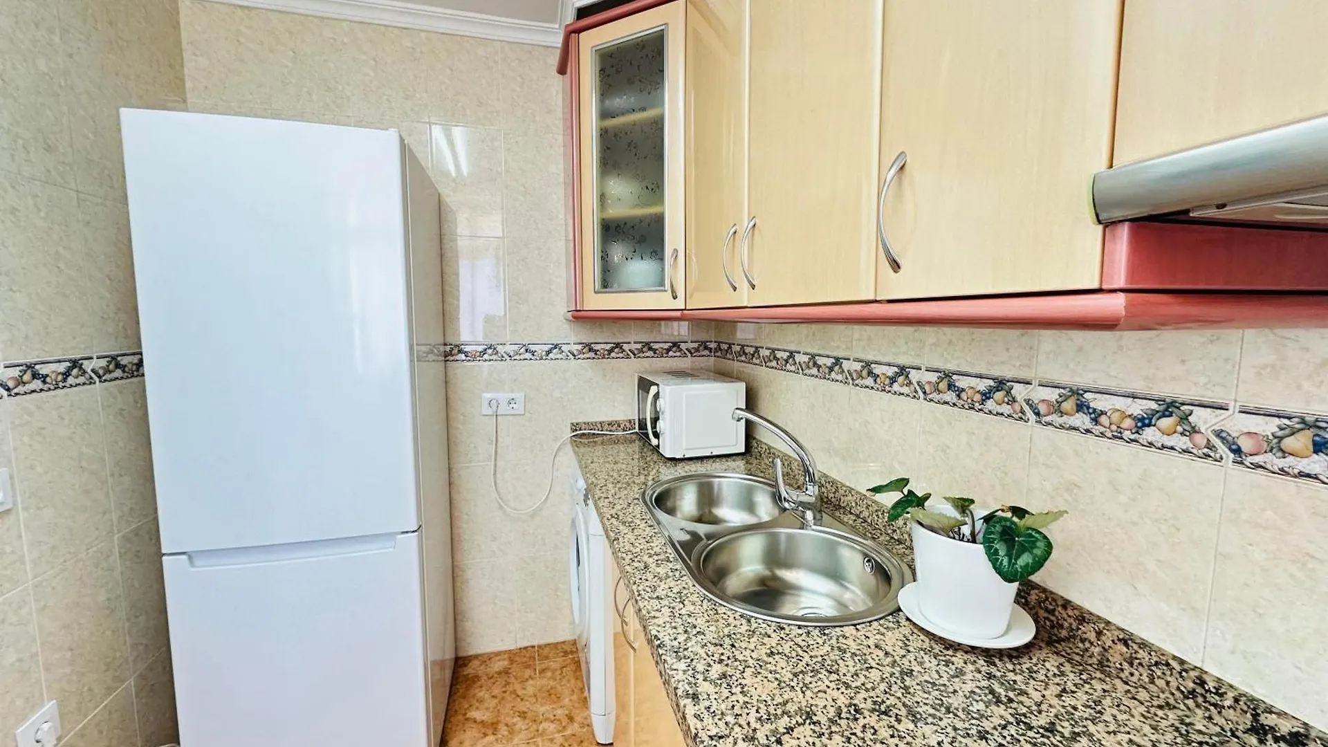 Charming & Cosy Beach Apartment Torremolinos Spain
