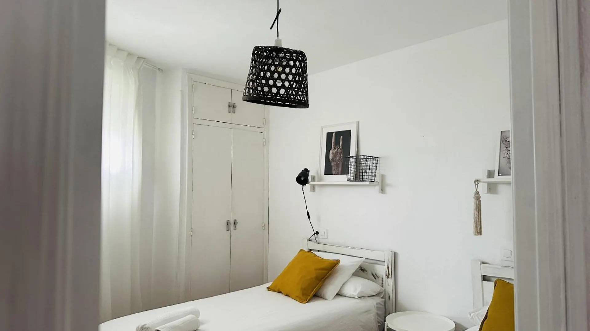 Charming & Cosy Beach Apartment Torremolinos Spain